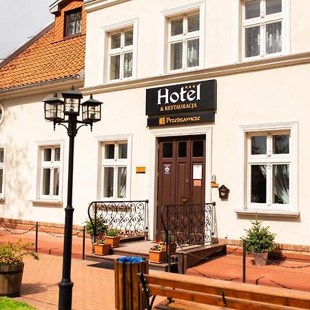 Hotel Przedzamcze Dzialdowo Exterior photo
