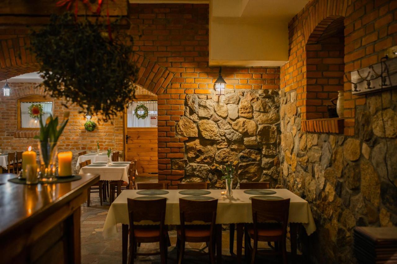 Hotel Przedzamcze Dzialdowo Exterior photo